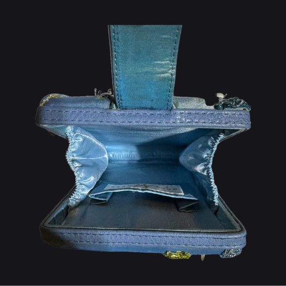 RARE & Hard -to- Find Vintage Mary Frances ADORABLE Seahorse Beaded Crossbody - Picture 5 of 12